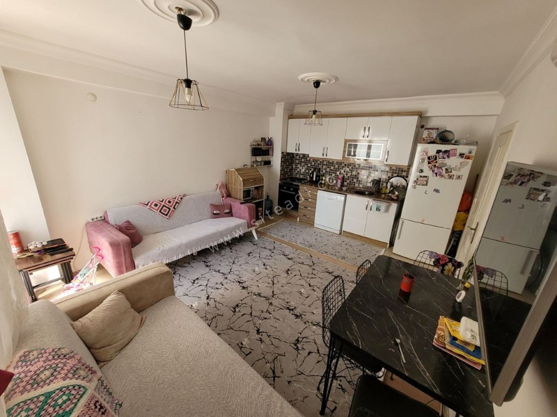 AYANOĞLU MAHALLESİNDE KATTA TEK DAİRE L&Uuml;KS SATILIK DAİRE - &Ouml;rnek İlandır